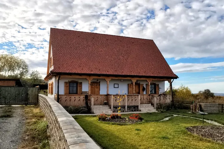 Casa minunată din Feleacu, cum nu se mai construiesc! Arhitecții au fost atenți la detalii - FOTO