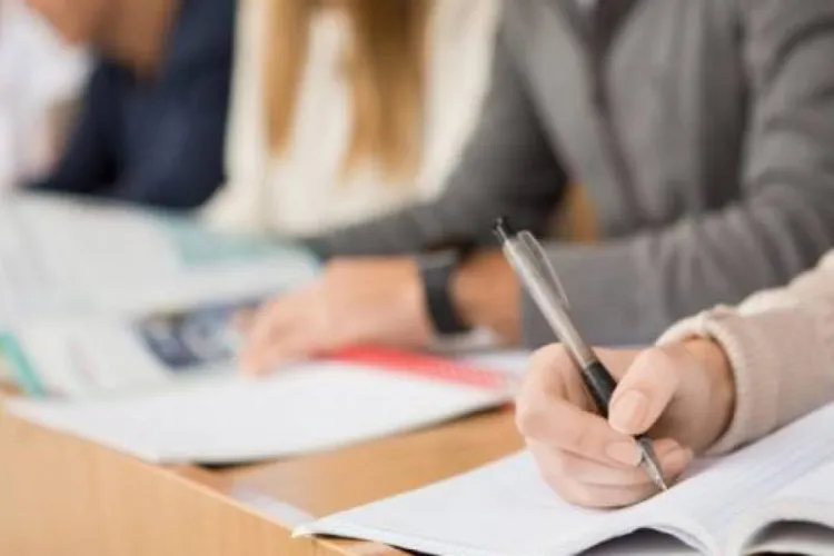 Clujul are cea mai bună rată de promovare din țară la examenul pentru ocuparea posturilor de directori în școli