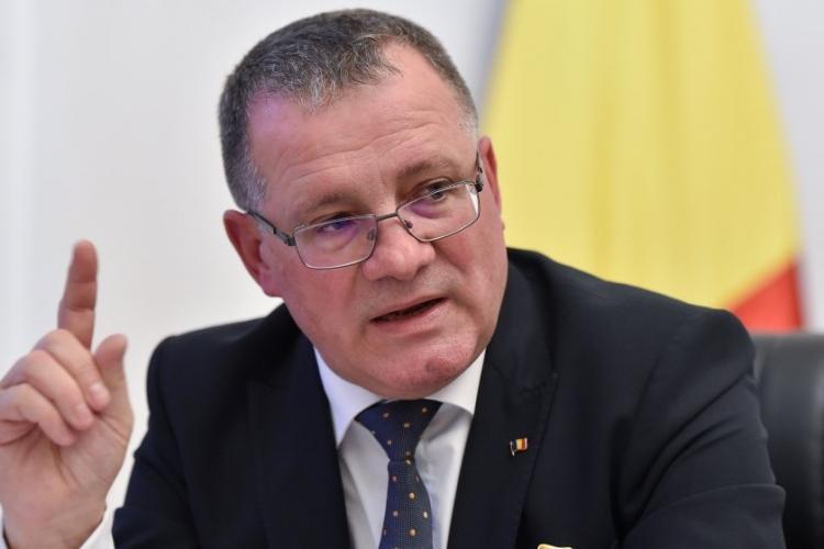 Clujeanul Adrian Oros îşi retrage demisia de la Ministerul Agriculturii