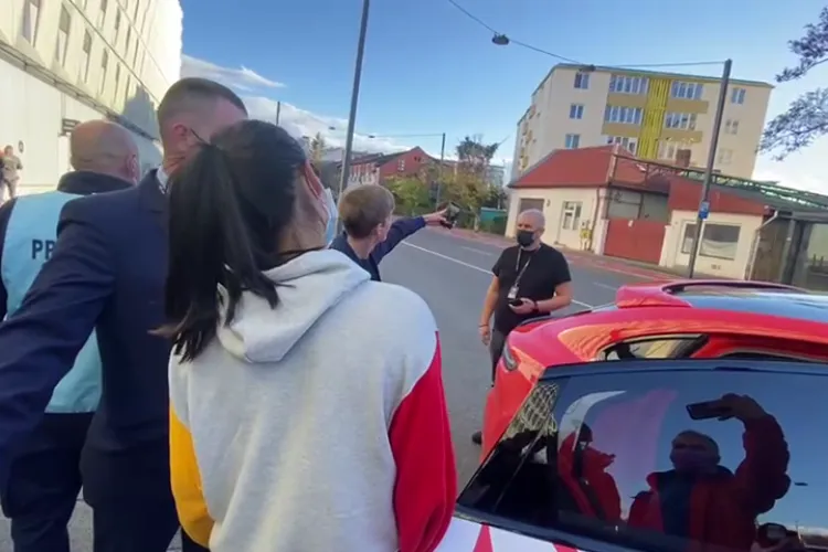 Emma Răducanu s-a antrenat sâmbătă la Cluj. Ce a spus în română - VIDEO