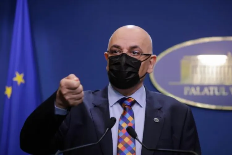 Raed Arafat: „Aş tăia microfonul la toţi care dezinformează şi spun oamenilor să nu se vaccineze