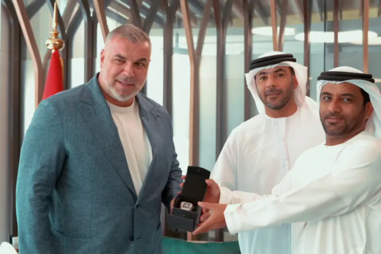 Cosmin Olăroiu și-a recuperat în Dubai ceasul furat în Italia - FOTO