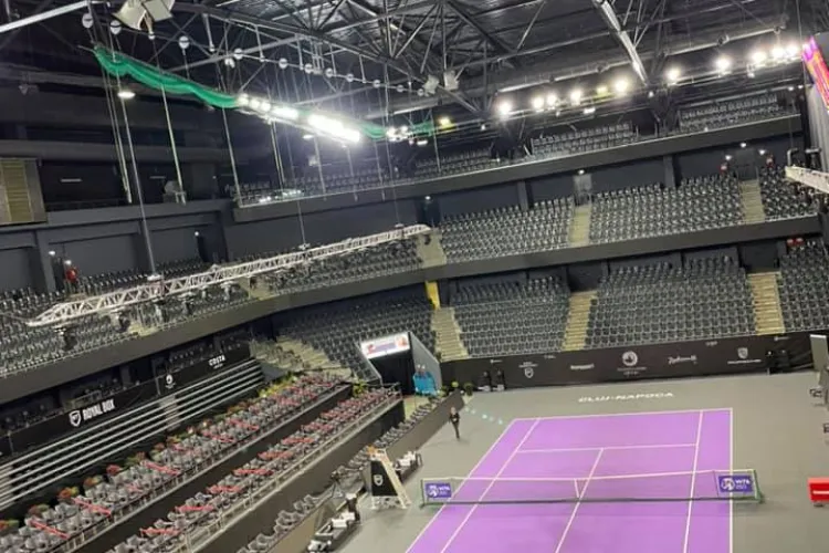 Turneul de top Transylvania Open e fără spectatori, dar la cinema sau biserică se poate intra liniștit. La biserică fără vaccin