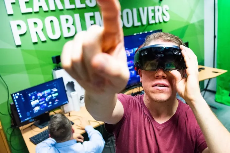 EPAM Systems își mărește echipa din România și angajează specialiști IT talentați în regim de telemuncă 