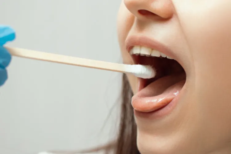 Testele COVID-19 pe bază de salivă pentru elevi pot fi folosite acasă