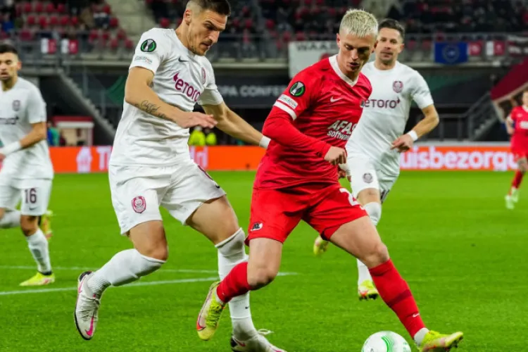 Ce scrie presa din Olanda despre greșeala de arbitraj de la primul gol al celor de la AZ în meciul cu CFR Cluj