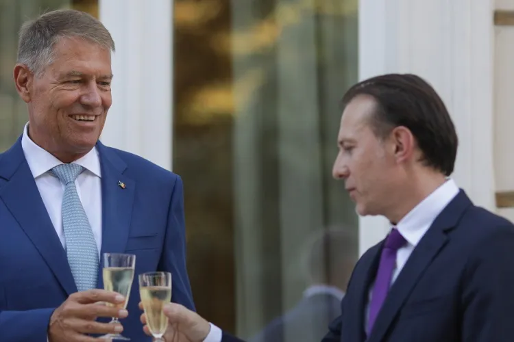 Cîțu a ieșit în stradă împotriva PSD - Ciuma Roșie. Ce spune despre aducerea lor la guvernare acum