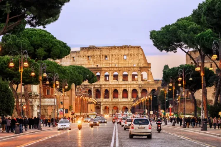 Ar putea fi impusă carantină pentru românii care merg în Italia