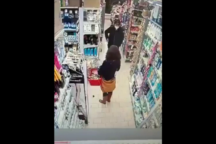 VIDEO - Atacul cu cuțitul al tânărului de la magazinul Profi - IMAGINI ȘOCANTE