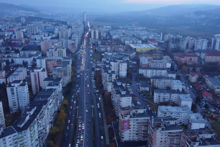 Floreștiul ”invadează” Clujul dimineața! Imagini din DRONĂ cu traficul de pe Calea Florești - VIDEO