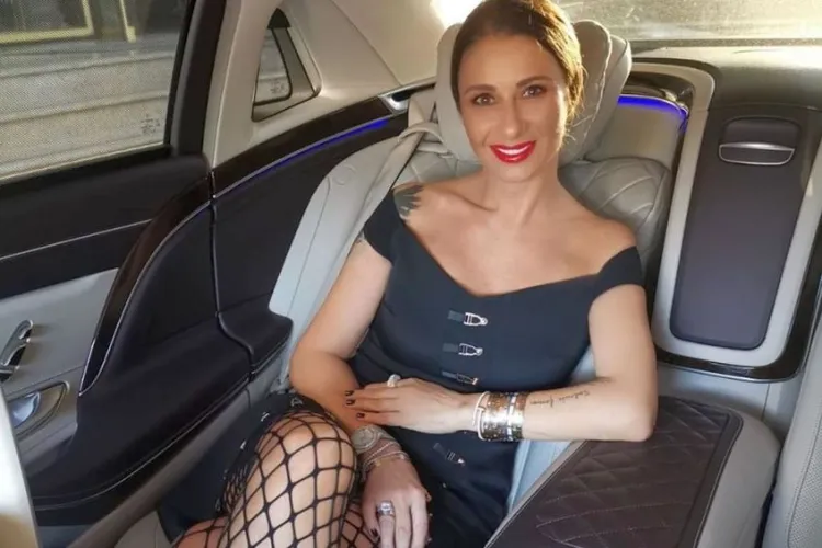 Anamaria Prodan l-a desființat pe Laurențiu Reghecampf. Își ”spală rufele” în public