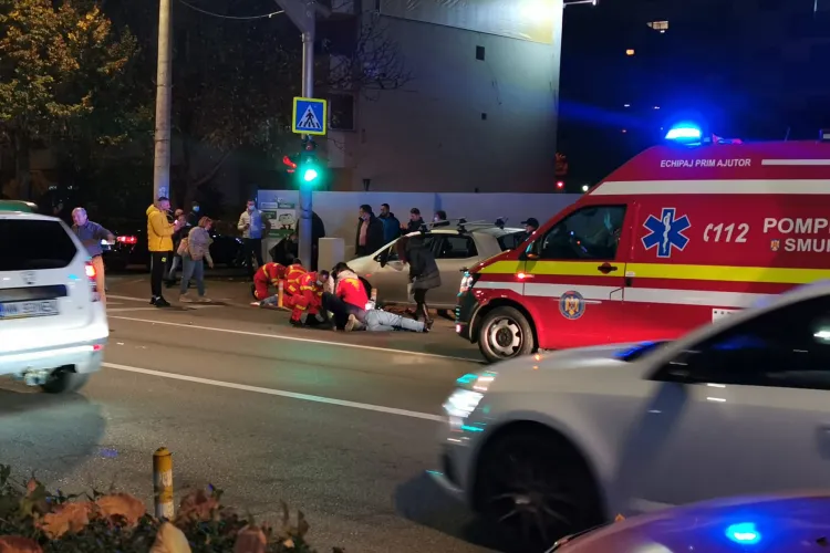 Imagini DRAMATICE de la accidentul de pe Dorobanților! Șoferul a dat cu spatele și a lovit doi pietoni. Unul era un copilaș de 5 ani - VIDEO