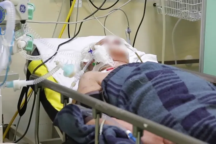 Patru clujeni au murit luni, din cauza infecției cu COVID-19. Alți 90 sunt în stare extrem de gravă la ATI