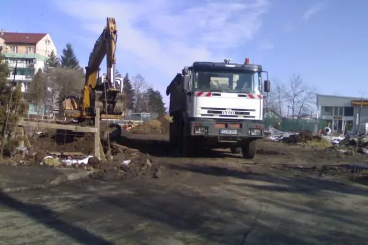  Tinerii liberali sesizeaza Primaria Cluj cu privire la mizeria din cartierul Gheorghieni-FOTO