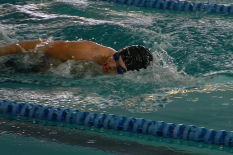 Bazinul de kinetoterapie din Complexul de Natatie "Universitas" al UBB Cluj a fost inaugurat! - VIDEO