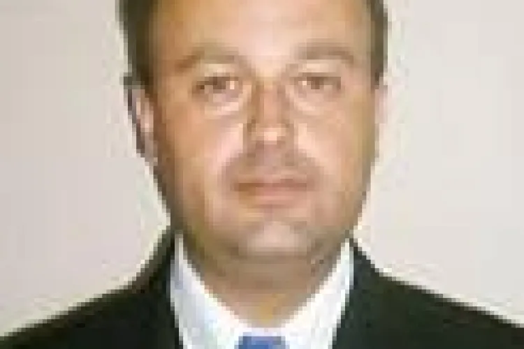 Consiliul Judetean Cluj, obligat de instanta sa angajeze un director concediat de Ministerul Agriculturii