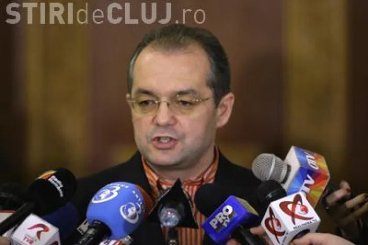 Emil Boc: Orice demnitar care va fi urmarit penal va fi demis!