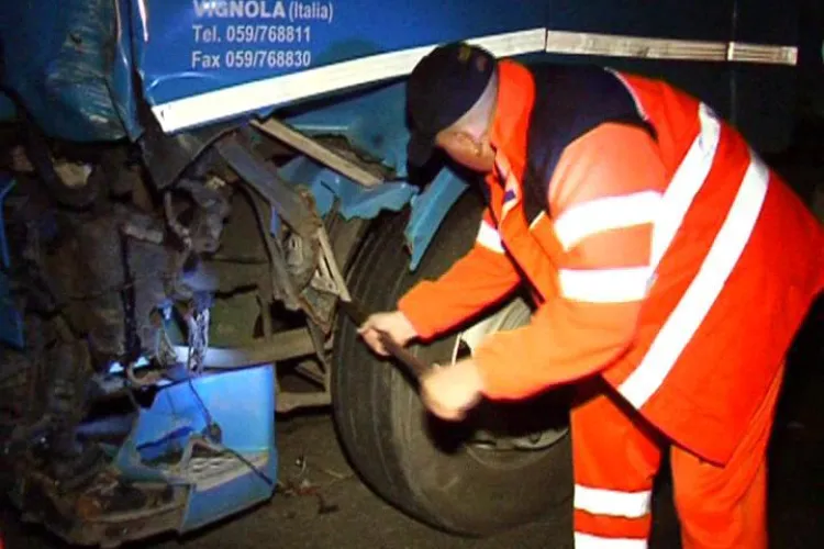 Accident grav in Feleacu din cauza zapezii, soldat cu doi raniti!