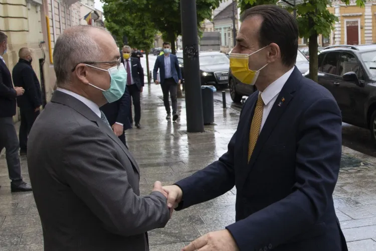 Ludovic Orban l-a atacat pe Boc unde îl doare mai tare, la familie: Susține alianța cu PSD, probabil nășită de Grupul de la Cluj