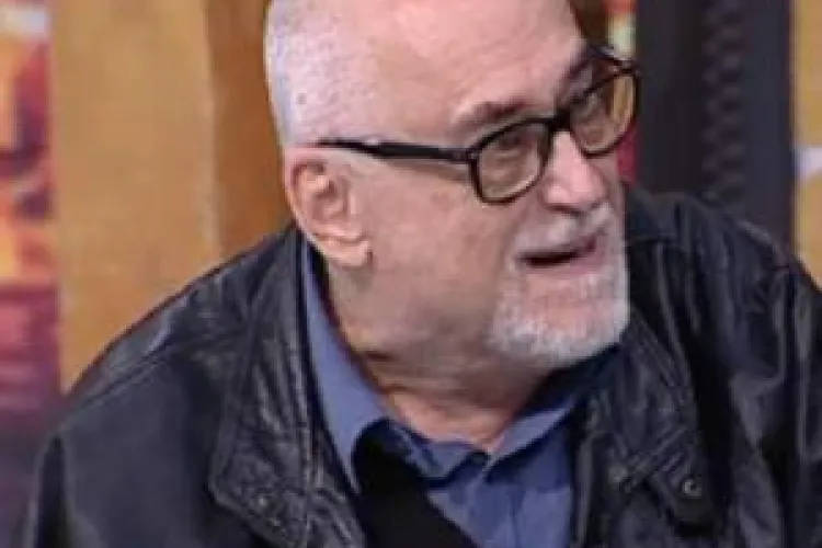 Parapsihologul Lucian Iordănescu, reținut după ce a pus o pacientă să se pozeze dezbrăcată pentru a-i analiza aura