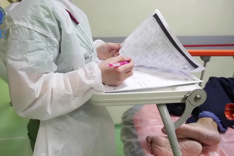 În plină pandemie, Clujul pregătește sute de rezidenți, dar nu angajează niciunul! Clujul promovează tot sistemul ”pile și relații”