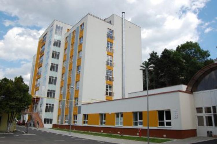 Bărbat de 72 de ani s-a sinucis la Spitalul Militar din Cluj. S-a aruncat de la etaj, fără să mai aștepte diagnosticul