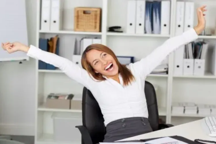 29 noiembrie NU a fost declarată oficial zi liberă! Ziua de luni ar putea fi zi lucrătoare, dacă Guvernul nu aprobă hotărârea