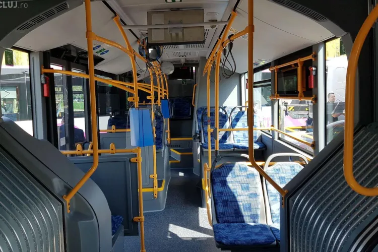 Un bărbat urmărit național, prins într-un autobuz din Cluj, pentru că nu avea bilet