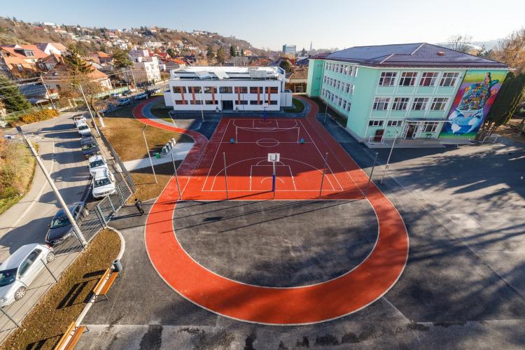S-a finalizat modernizarea Liceului Onisifor Ghibu din Cluj-Napoca - FOTO