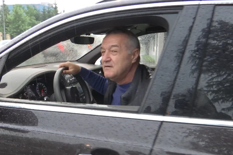 Gigi Becali a fost implicat într-un accident rutier