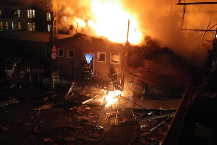 Care ar fi cauza exploziei de la pensiunea Monor din Cluj-Napoca. Nimeni nu a sunat la 112 timp de 21 de minute   