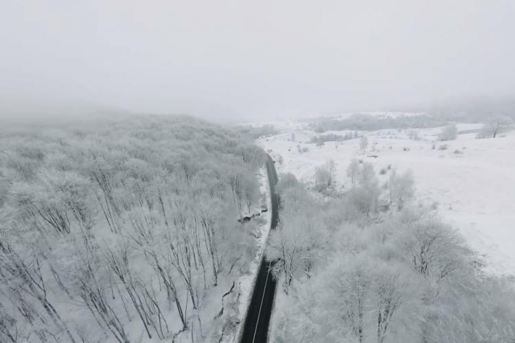 Zbor cu o dronă FPV iarna în Făget - Imagini senzaționale