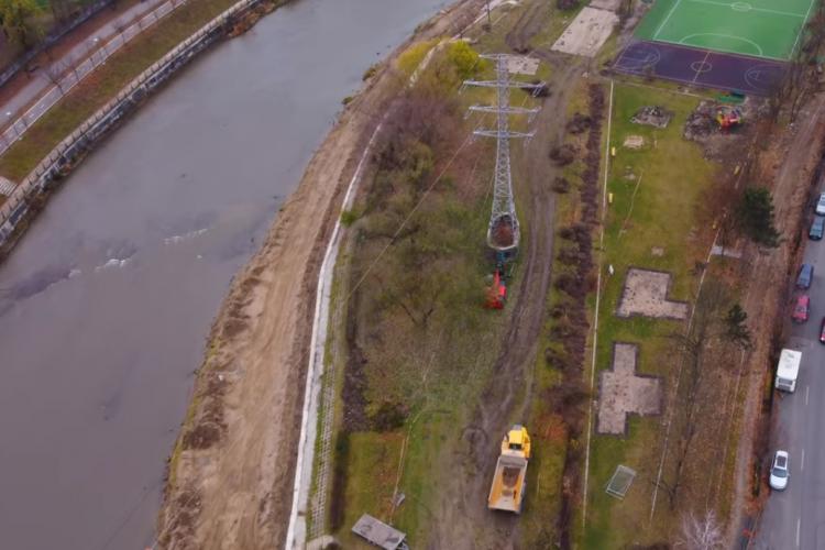 Imagini din dronă cu lucrările de amenajare a râului Someș, din Grigorescu - VIDEO