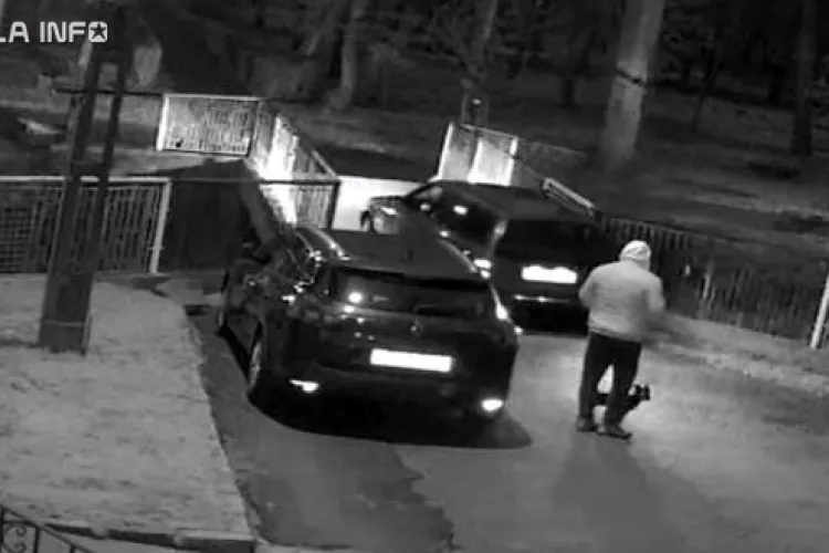 Un șofer s-a crezut în Fast and Furious și a coborât cu mașina treptele unui parc - VIDEO