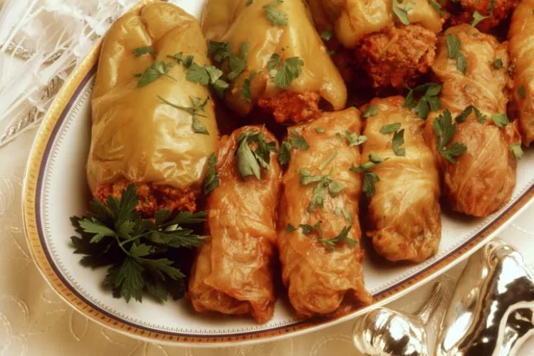 Sarmale ca-n Ardeal. Reţeta tradiţională pentru masa de Crăciun