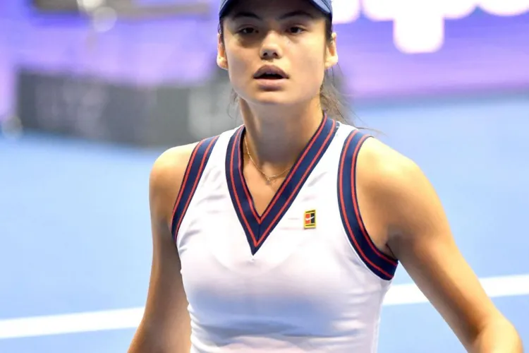 Emma Răducanu va fi decorată de Regina Elisabeta a II-a