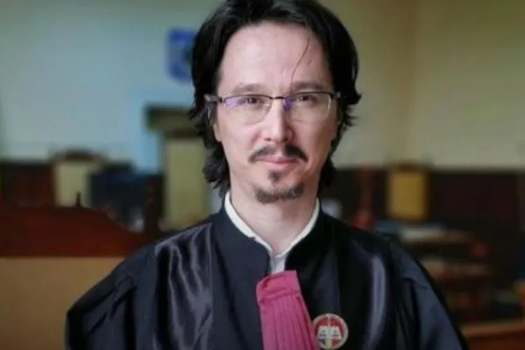 Judecătorul Cristi Danileț a dat în judecată statul român la CEDO după ce a fost sancționat pentru postări pe Facebook