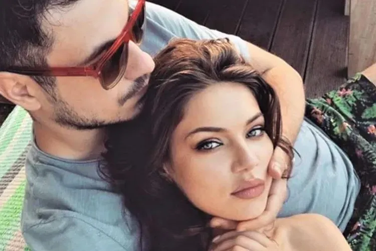 Replica lui Alex Pițurcă după ce s-a scris că a părăsit-o pe Cristina Ich. Ce mesaj a postat fotbalistul