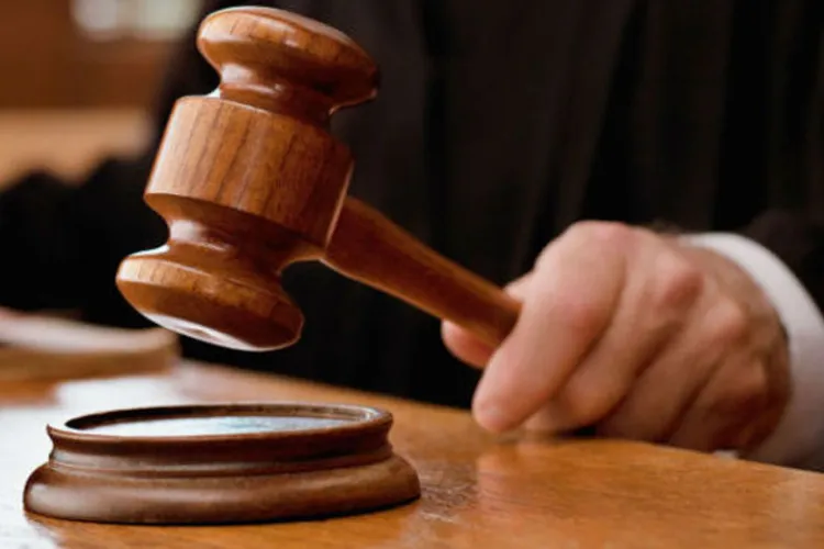 Un tânăr a fost condamnat la închisoare, după ce a înjurat un polițist în sediul IPJ Cluj!