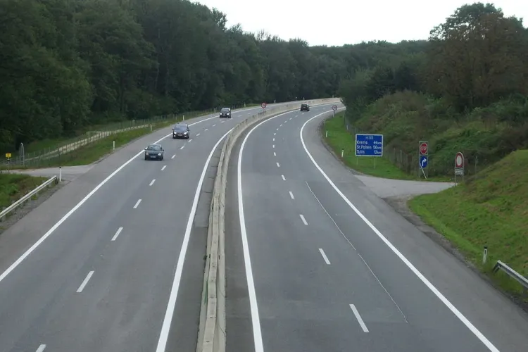 Clujul și-a dat acordul de colaborare pentru realizarea drumului expres Cluj - Dej - Bistrița 