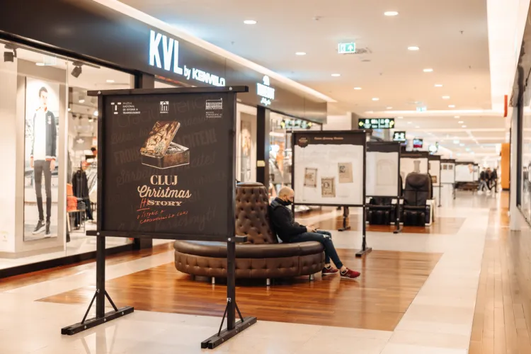 De unde a apărut Moș Crăciun? Istoria Crăciunului, prezentată în imagini pe culoarele Iulius Mall Cluj - FOTO