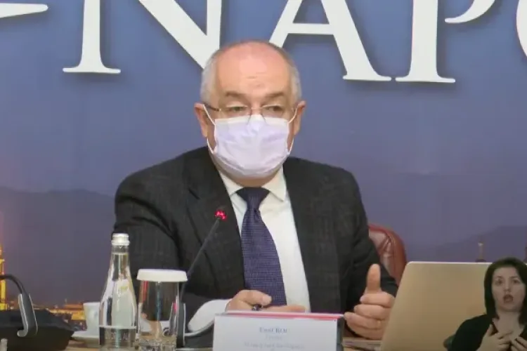 Consilierii USR PLUS l-au acuzat pe Emil Boc că a rămas cu 600 de milioane de lei necheltuiți, în bugetul de investiții