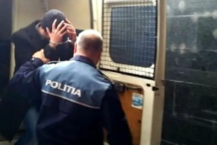 Un golan care a jefuit o tânără în Gherla, prins rapid de polițiști