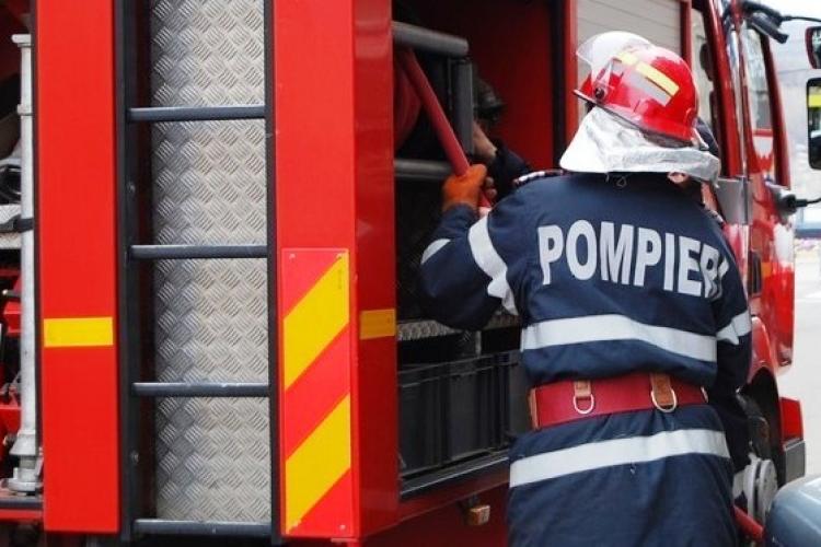 O instalație de gaz a fost spulberată de o mașină în localitatea Băița - FOTO