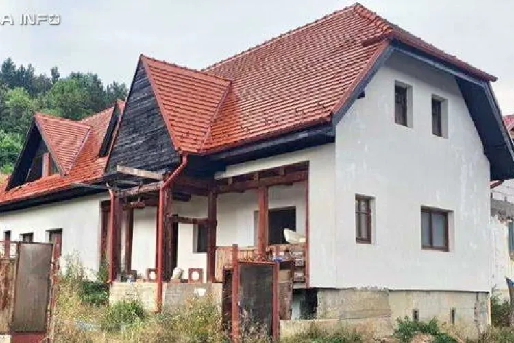 ANAF vinde la Cluj case și mașini la licitație