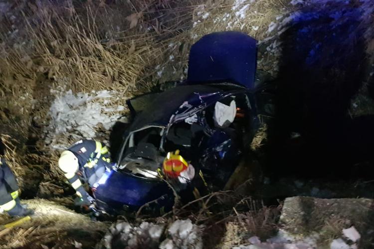 Mașină lovită de tren la Bistrita. Doi copii au murit - FOTO și VIDEO   