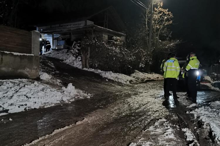 Caz ȘOCANT în Dezmir! Și-a incendiat tatăl - FOTO