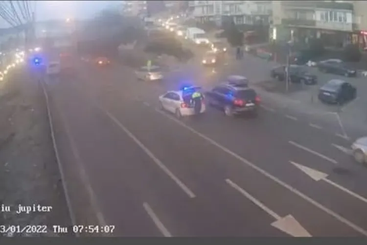 Accident pe Calea Baciului, lângă intersecția cu strada Jupiter - FOTO