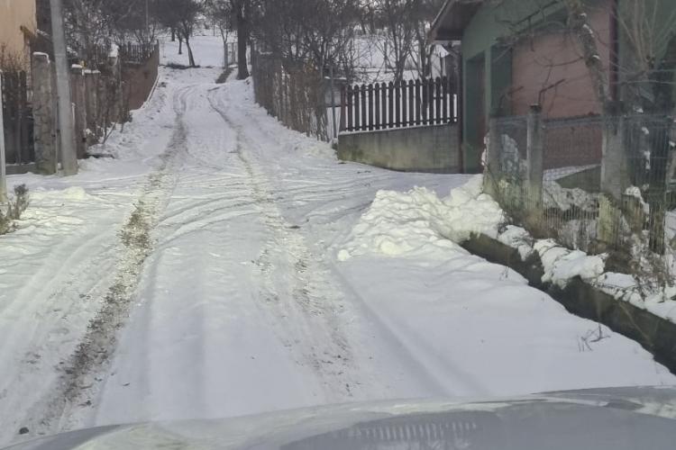 Oamenii din Baciu se plâng că sunt discriminați de primar: De ce nu se mai curăță drumurile - FOTO