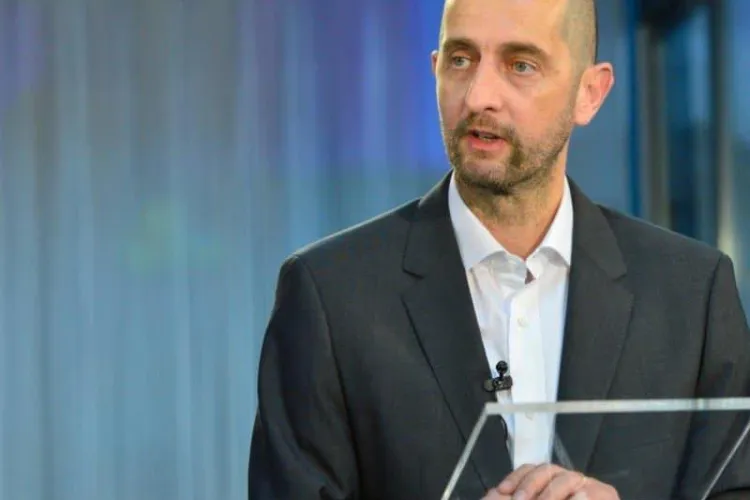 Influentul CEO al Terapia, Dragoș Damian: Ajunge! Ridicați toate restricțiile, dați drumul la economie, altfel o sa murim de foame   